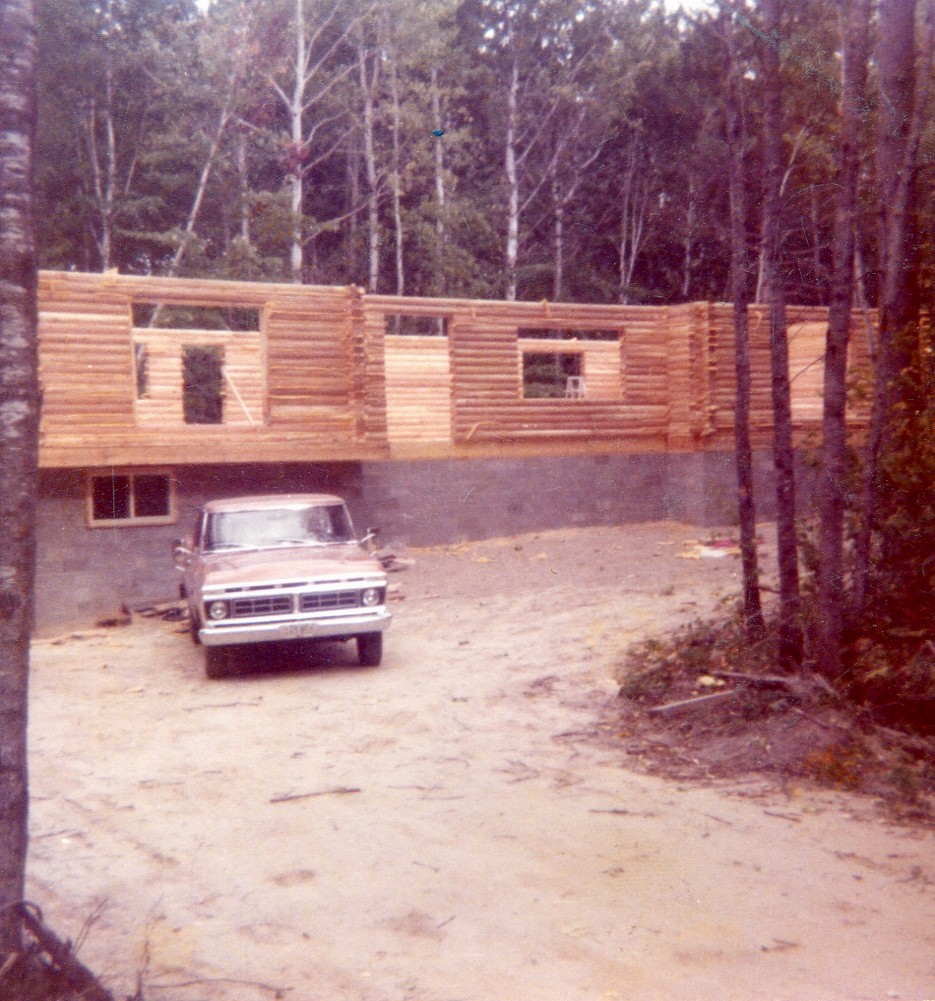Cedar Log Shell (mid 70's)
